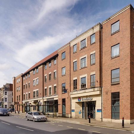 Ramada Encore York Exteriér fotografie