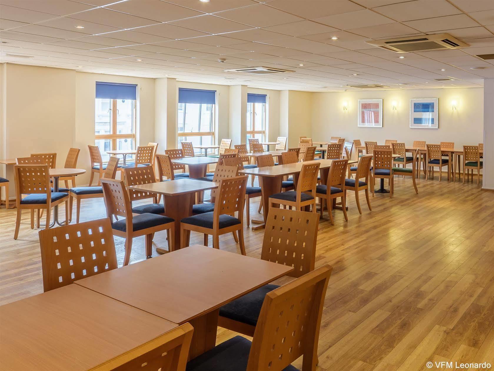 Ramada Encore York Exteriér fotografie