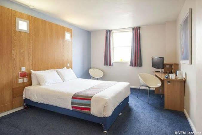 Ramada Encore York Exteriér fotografie